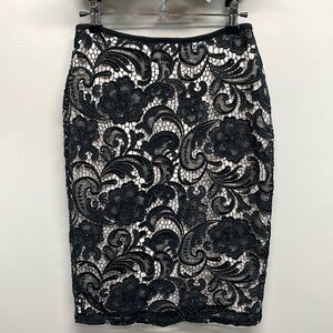 NWT H&M Black and Beige Embroidered Floral Lace Lined Pencil Skirt XS